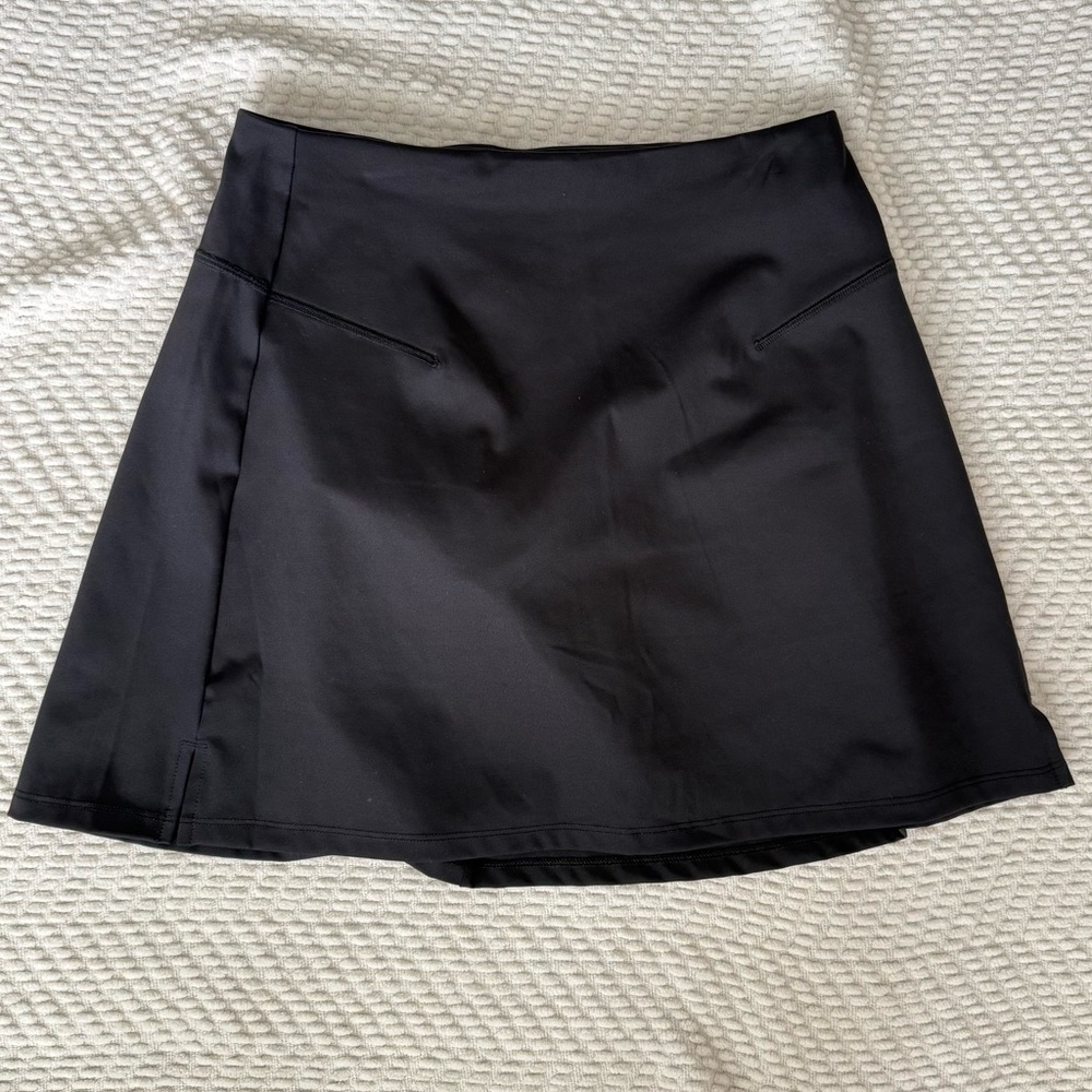 OLD NAVY ACTIVE SKORT, S